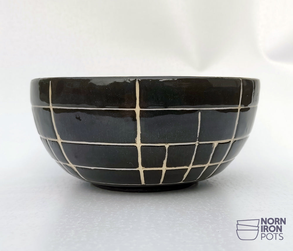 Wee Bowl No. 4